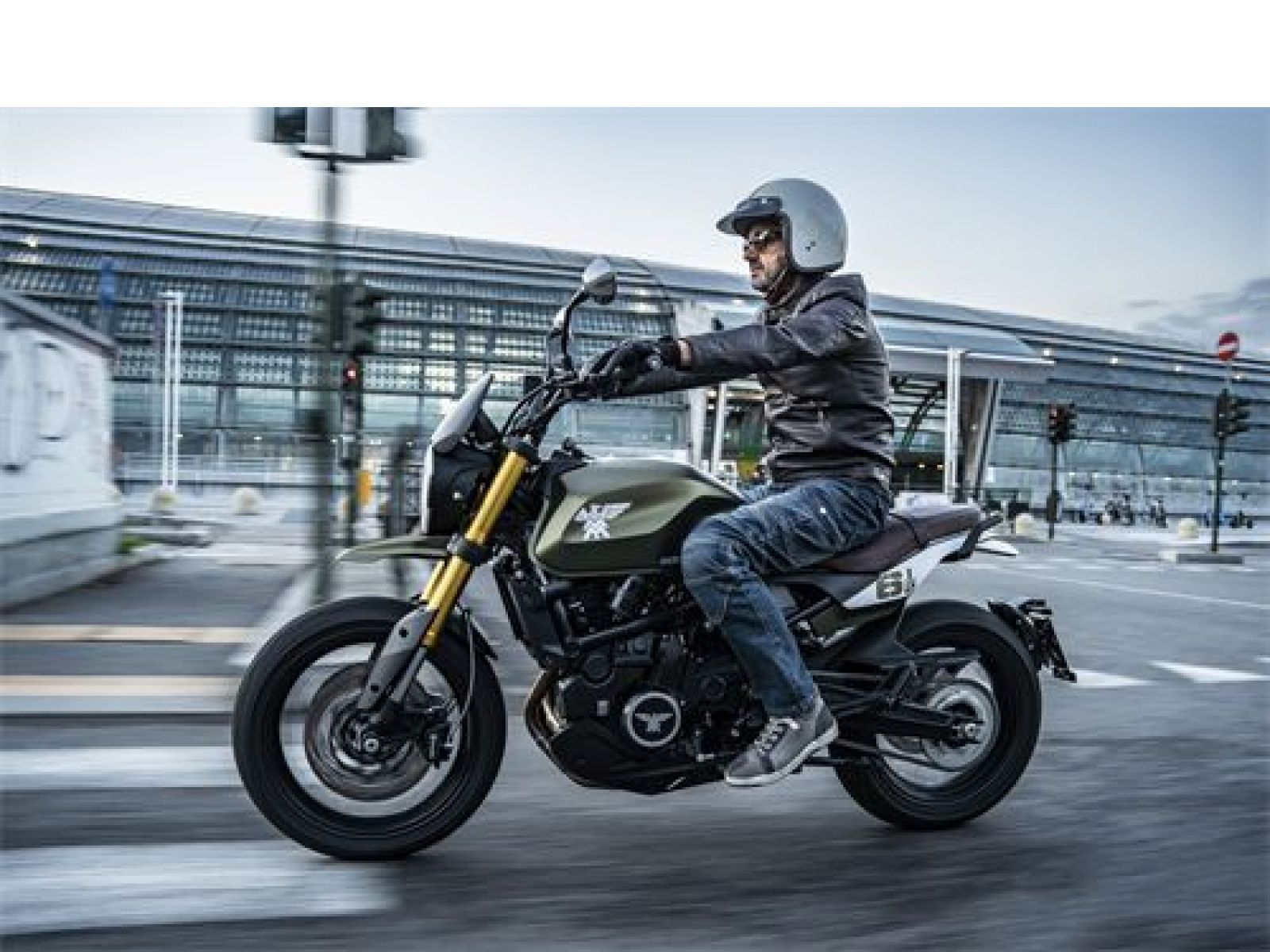 Мотоцикл MOTO MORINI SEIEMMEZZO SCR (GRAPHITE BLACK) 2026